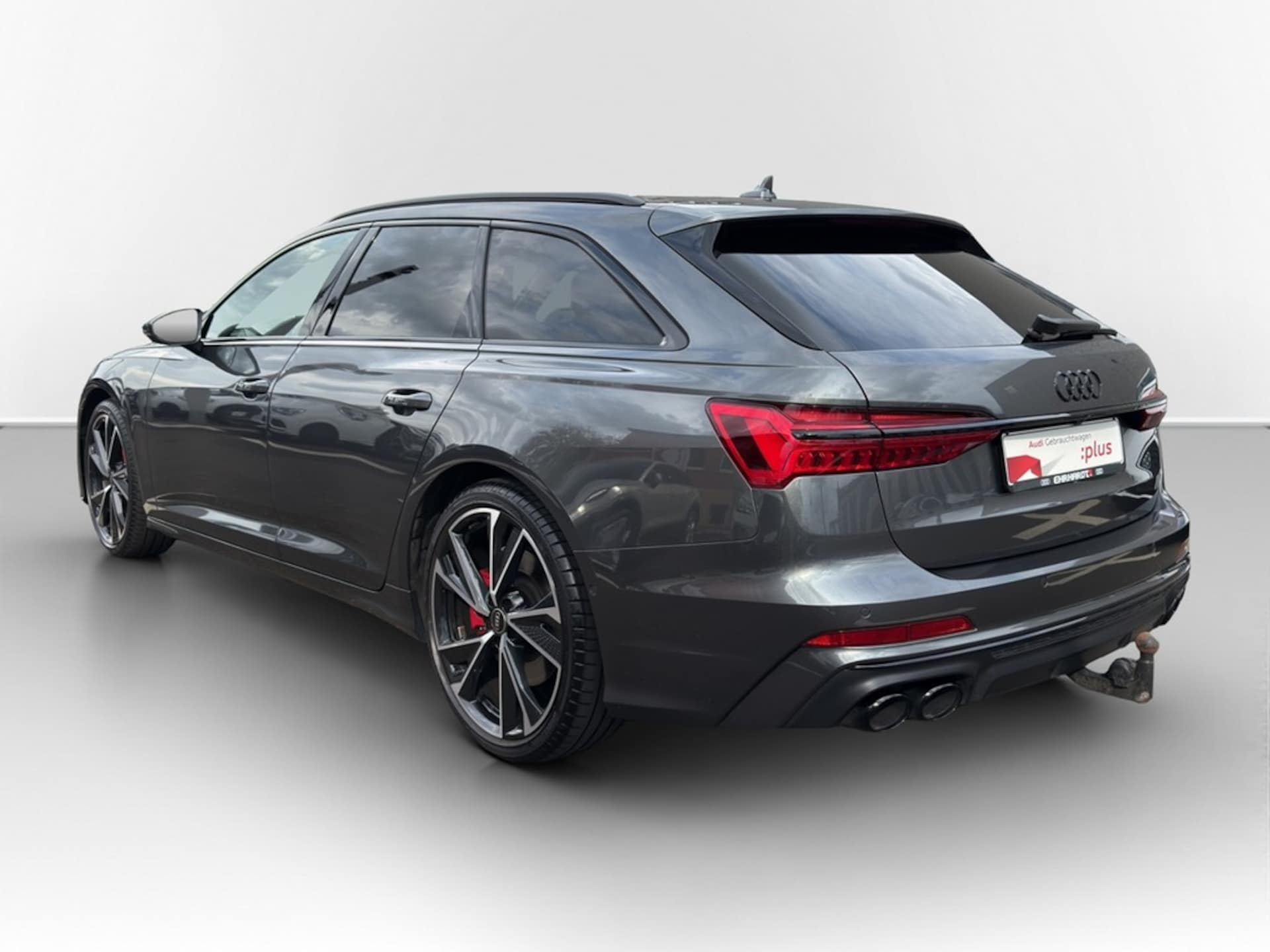 Audi S6 Avant