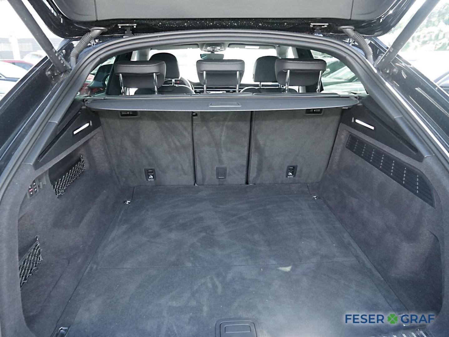 Bild über Audi SQ8 SUV TFSI quattro tiptronic - für weitere Informationen kontaktieren Sie den Audi Partner