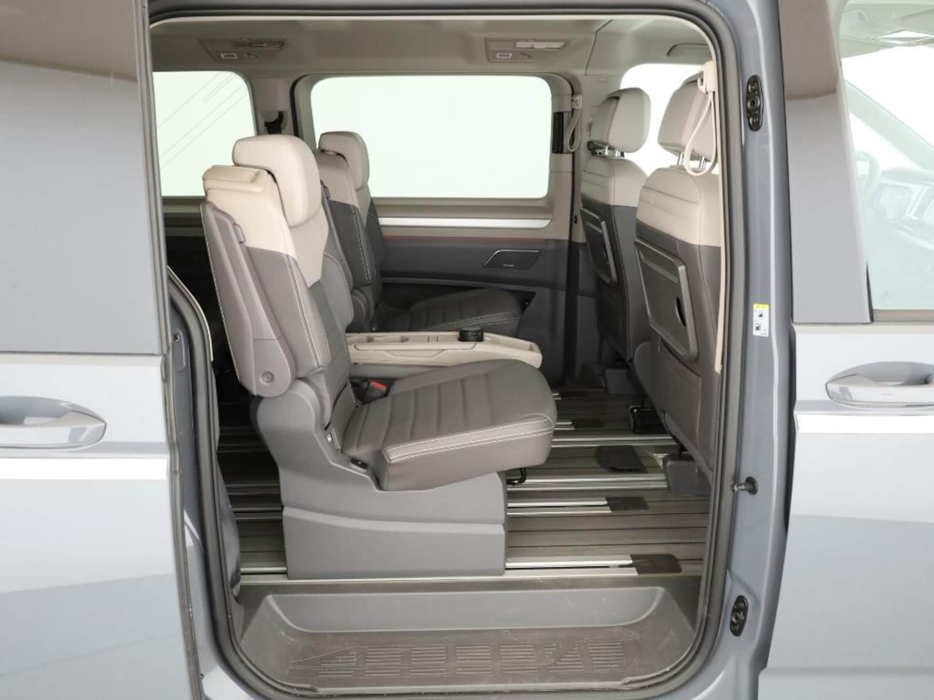 Volkswagen Multivan Langversion Style