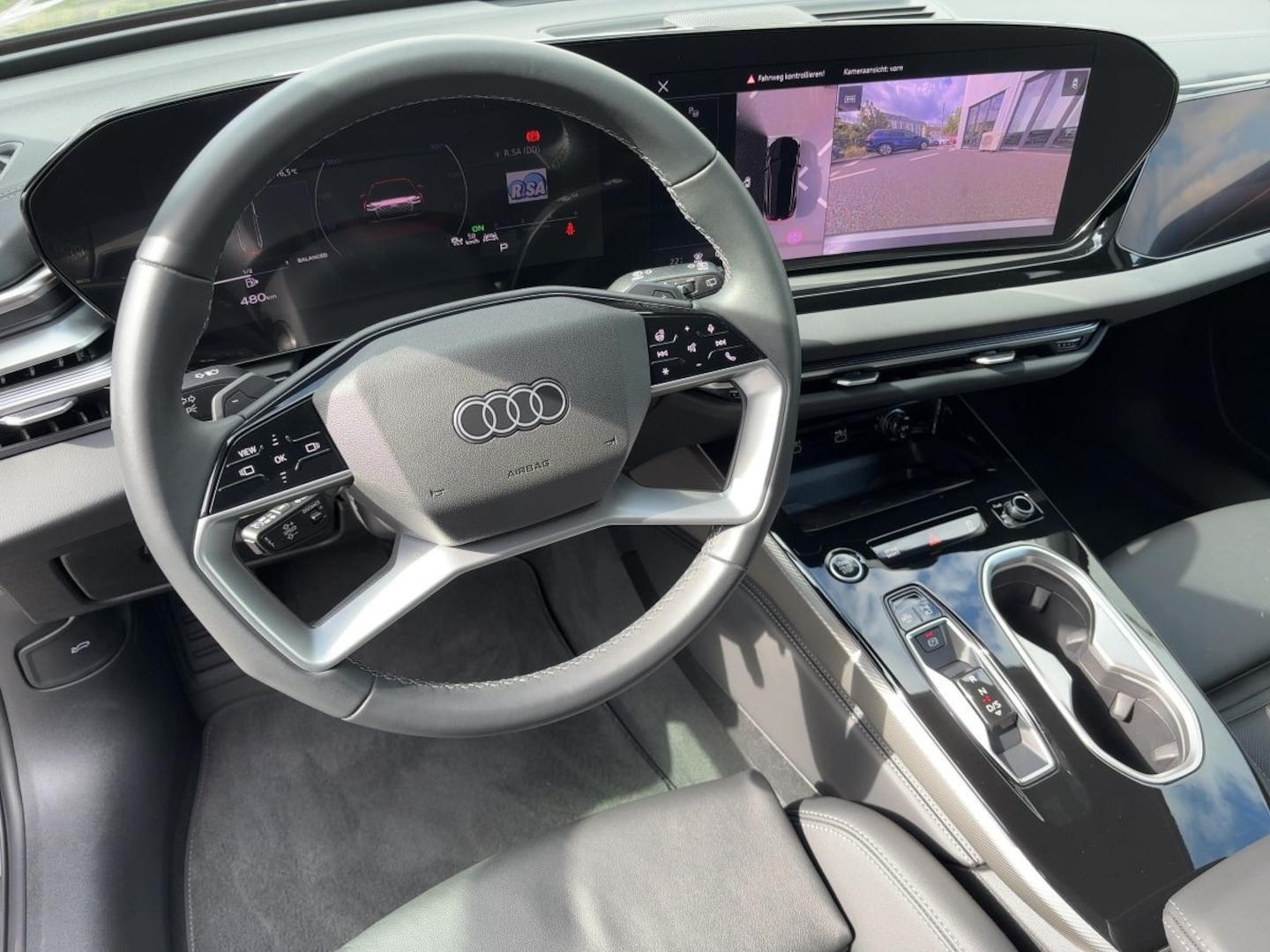Bild über Audi A6 Avant TDI quattro 150 kW S tronic - für weitere Informationen kontaktieren Sie den Audi Partner