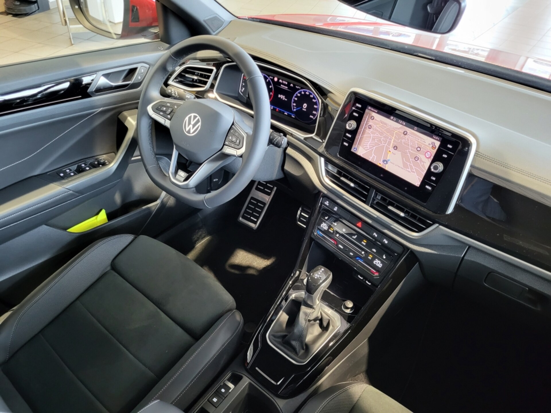Volkswagen T-Roc R-Line
