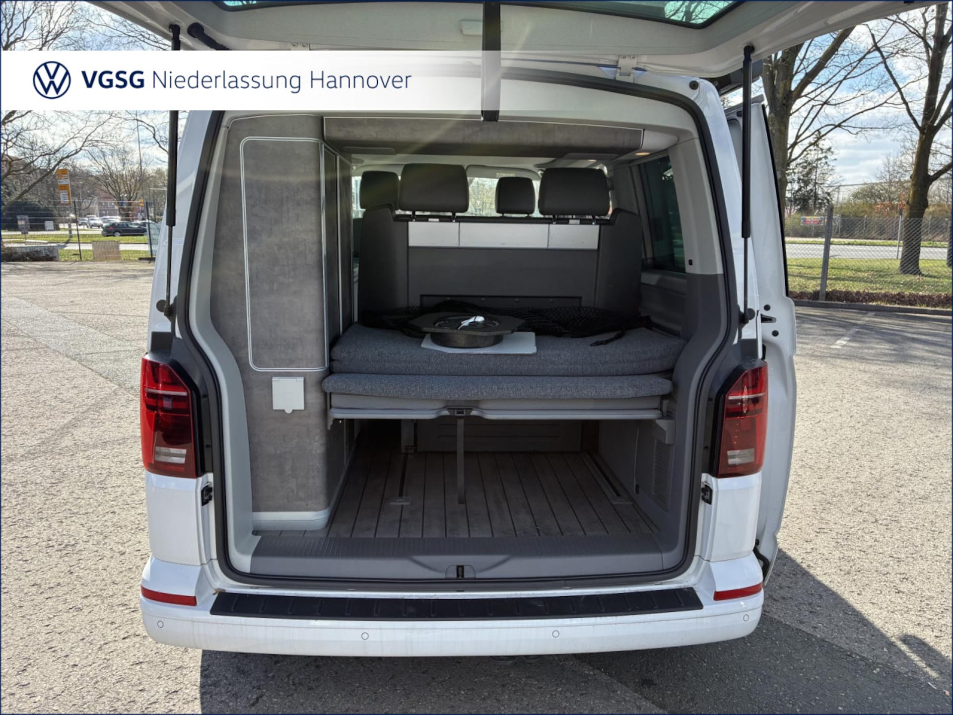 Volkswagen T6.1 California Ocean