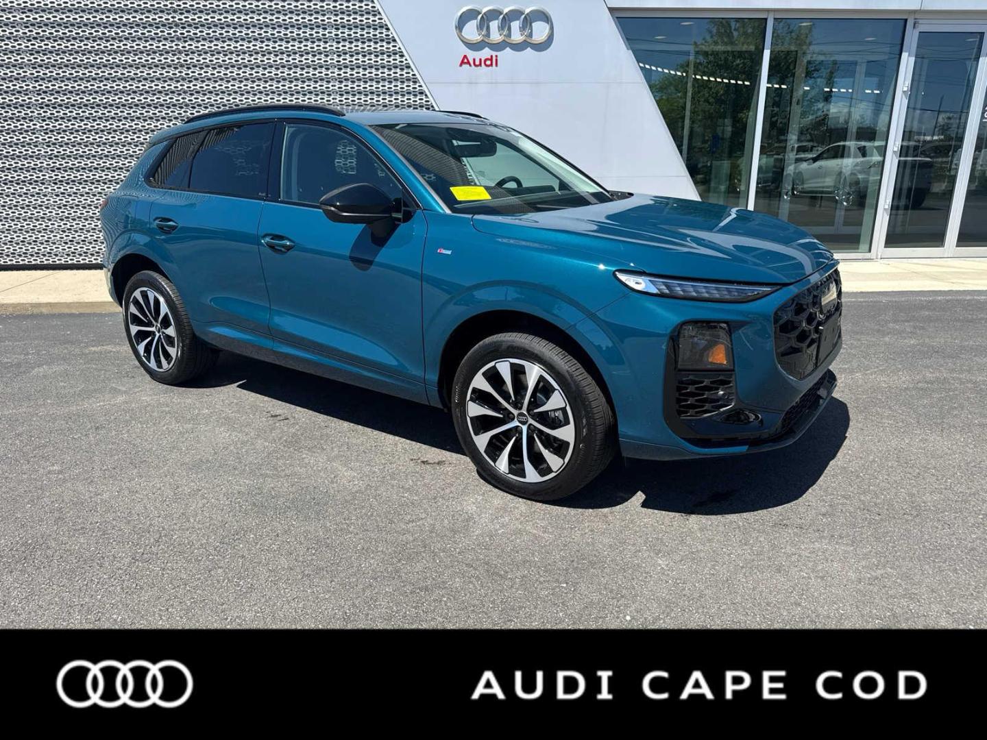 2026 Audi Q3 S line quattro's photo