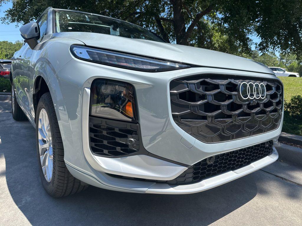 2026 Audi Q3 S line quattro's photo