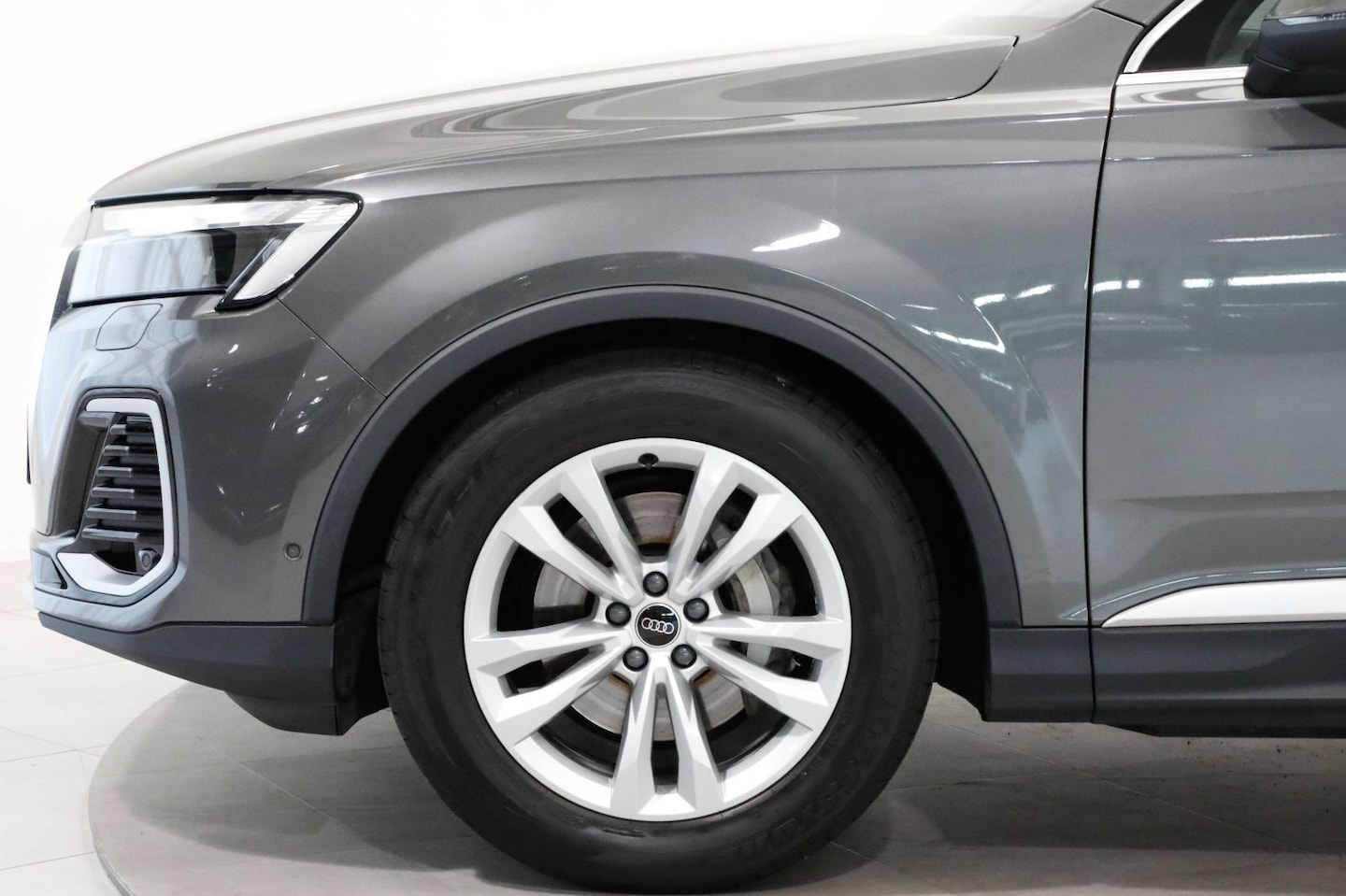 Bild über Audi Q7 SUV 45 TDI quattro tiptronic - für weitere Informationen kontaktieren Sie den Audi Partner