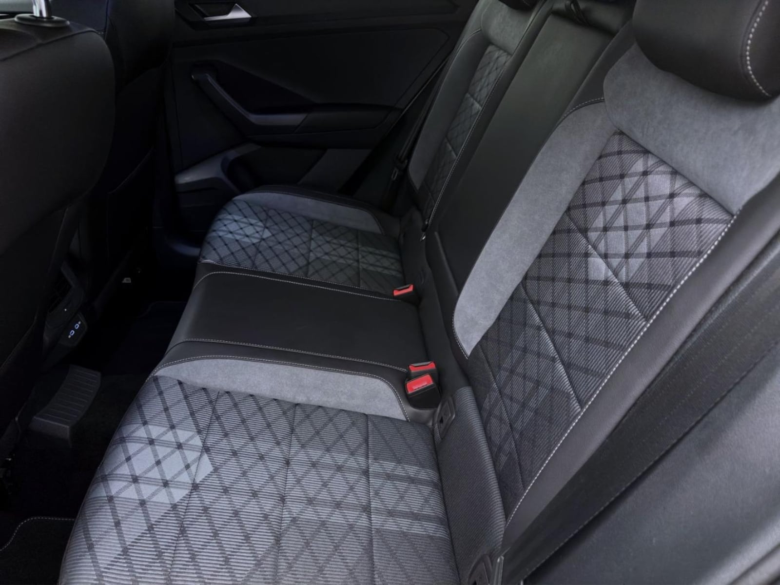 Volkswagen T-Roc – Bild 16