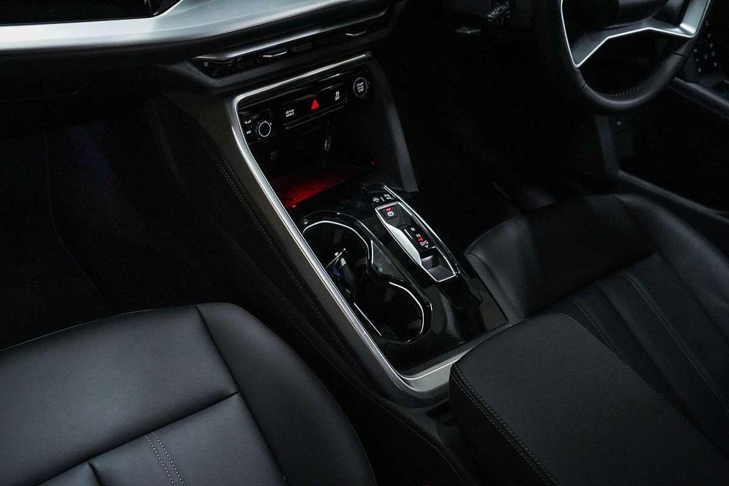 Image about Audi Q5 Sportback TDI quattro 150 kW