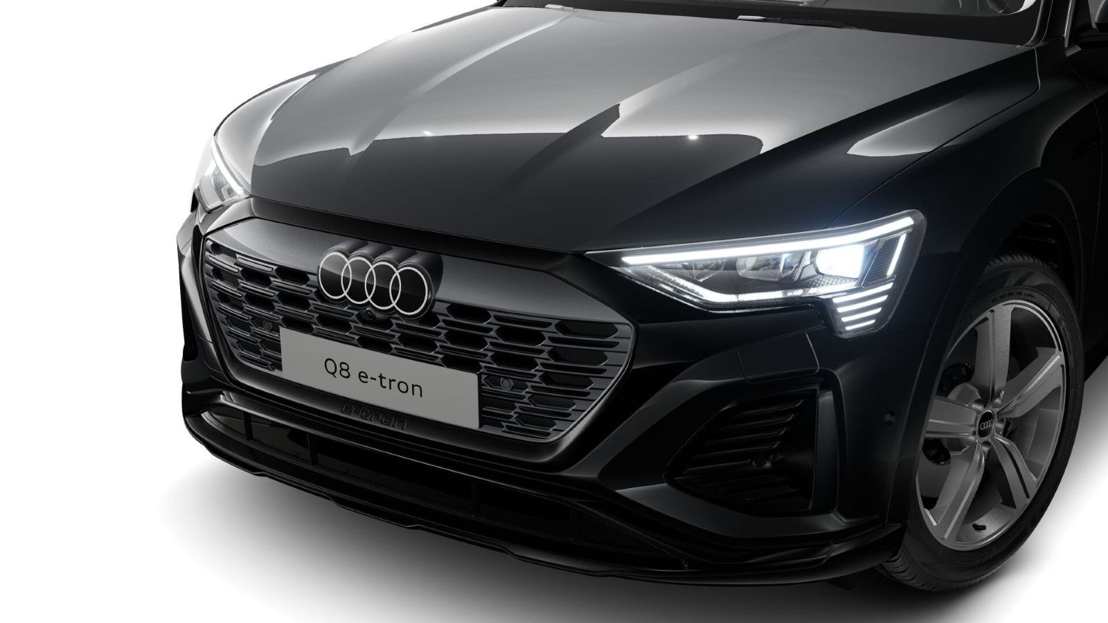 Image about Audi Q8 e-tron S line 50 e-tron quattro