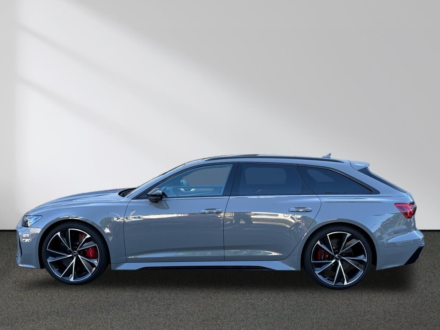 Image about Audi RS 6 Avant RS 6 Avant 441(600) kW(PS) tiptronic
