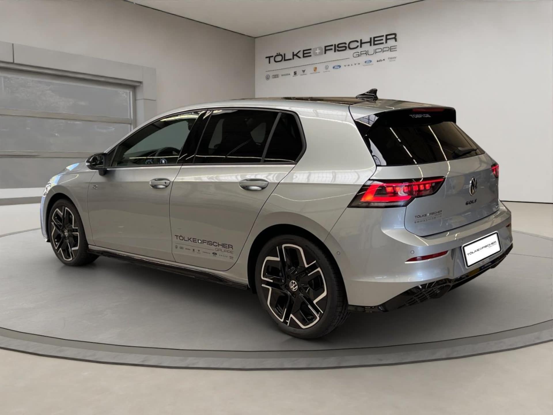 Volkswagen Golf R-Line
