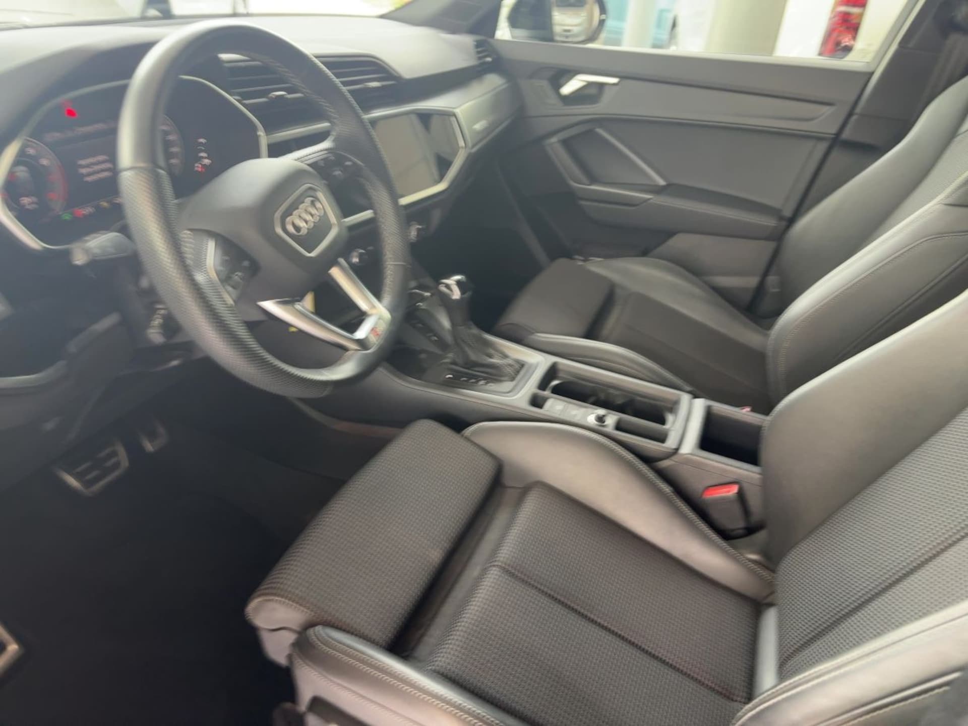 Audi Q3 Sportback S line