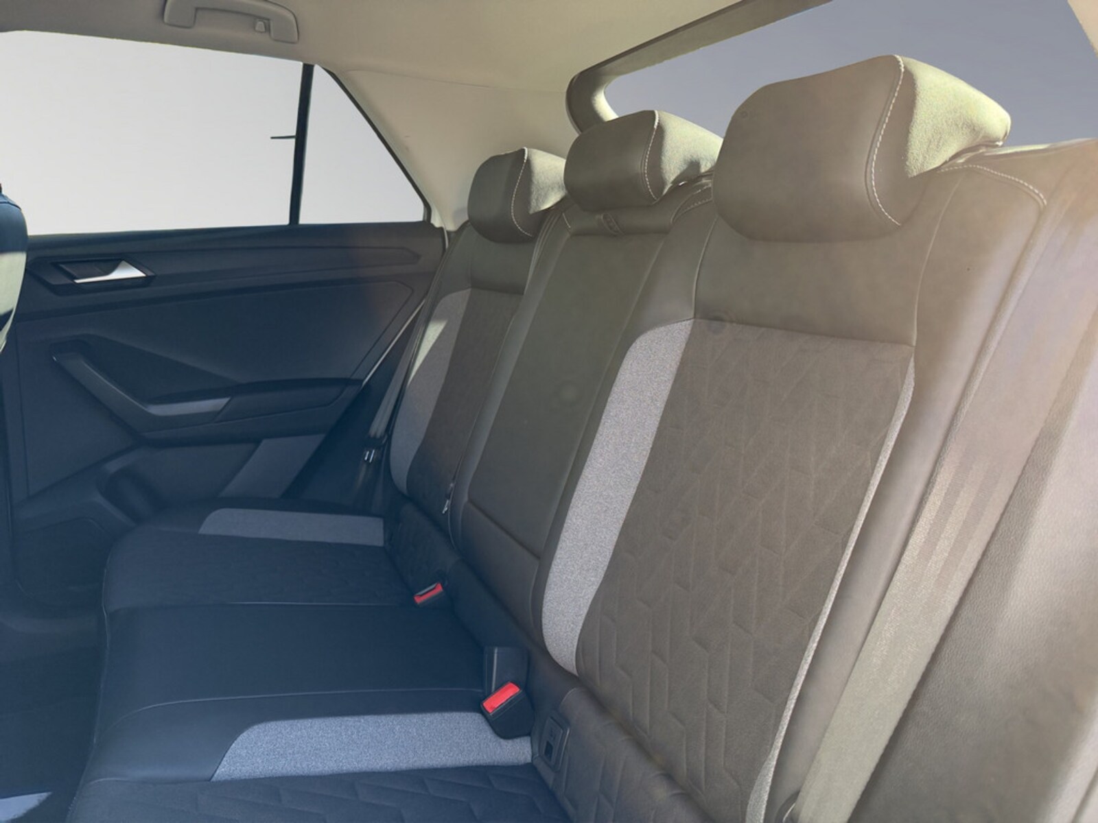 Volkswagen T-Roc – Bild 18