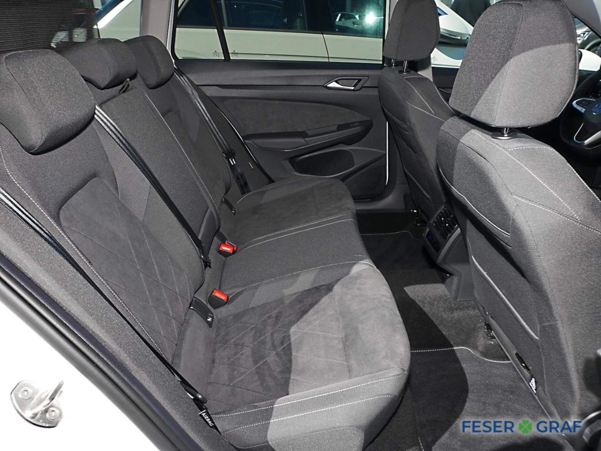 Volkswagen Golf Variant Style