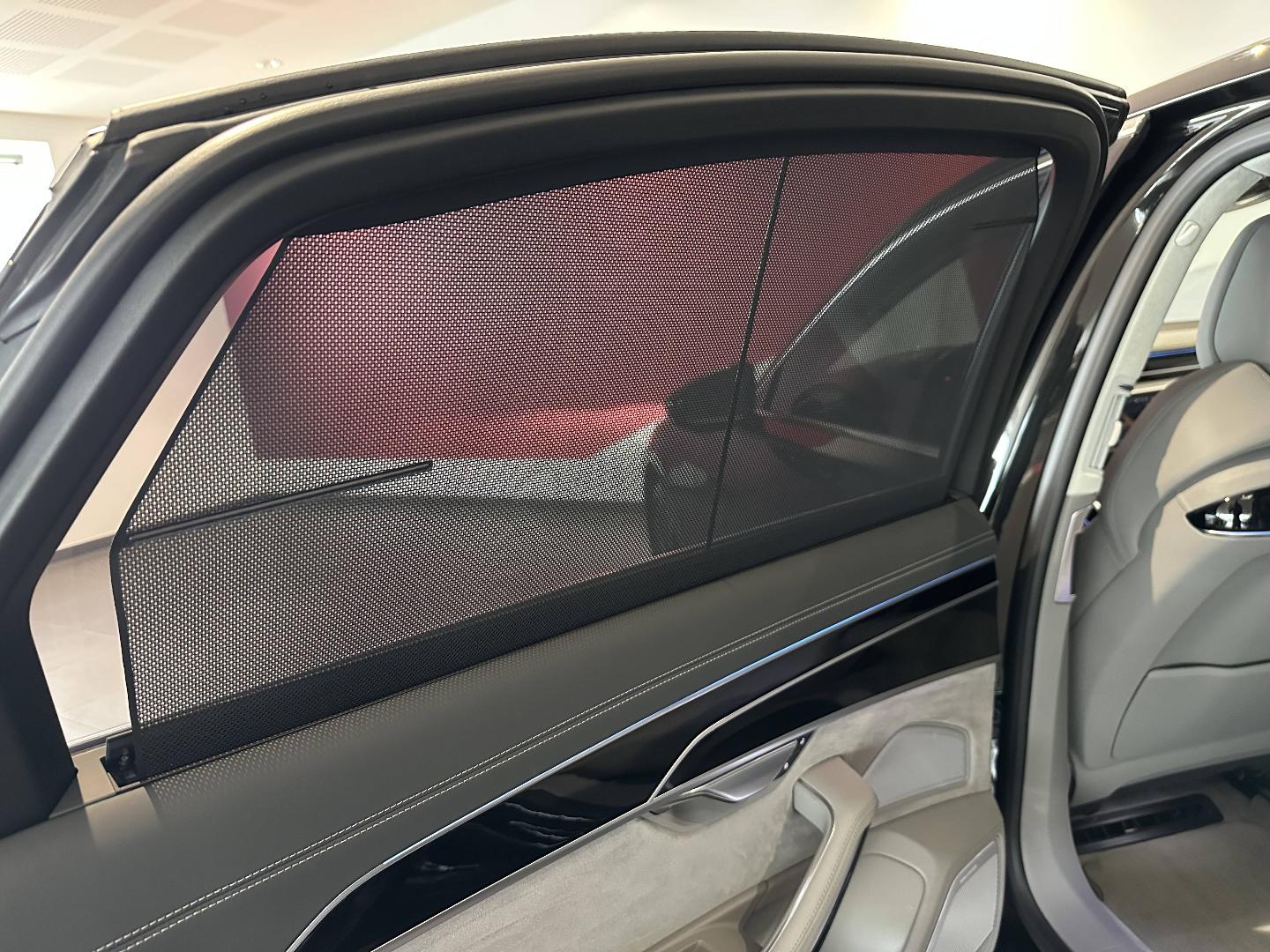 Image about Audi A8 L TFSI e Avus Extended 60 TFSI e quattro 330 kW (449 ch) tiptronic