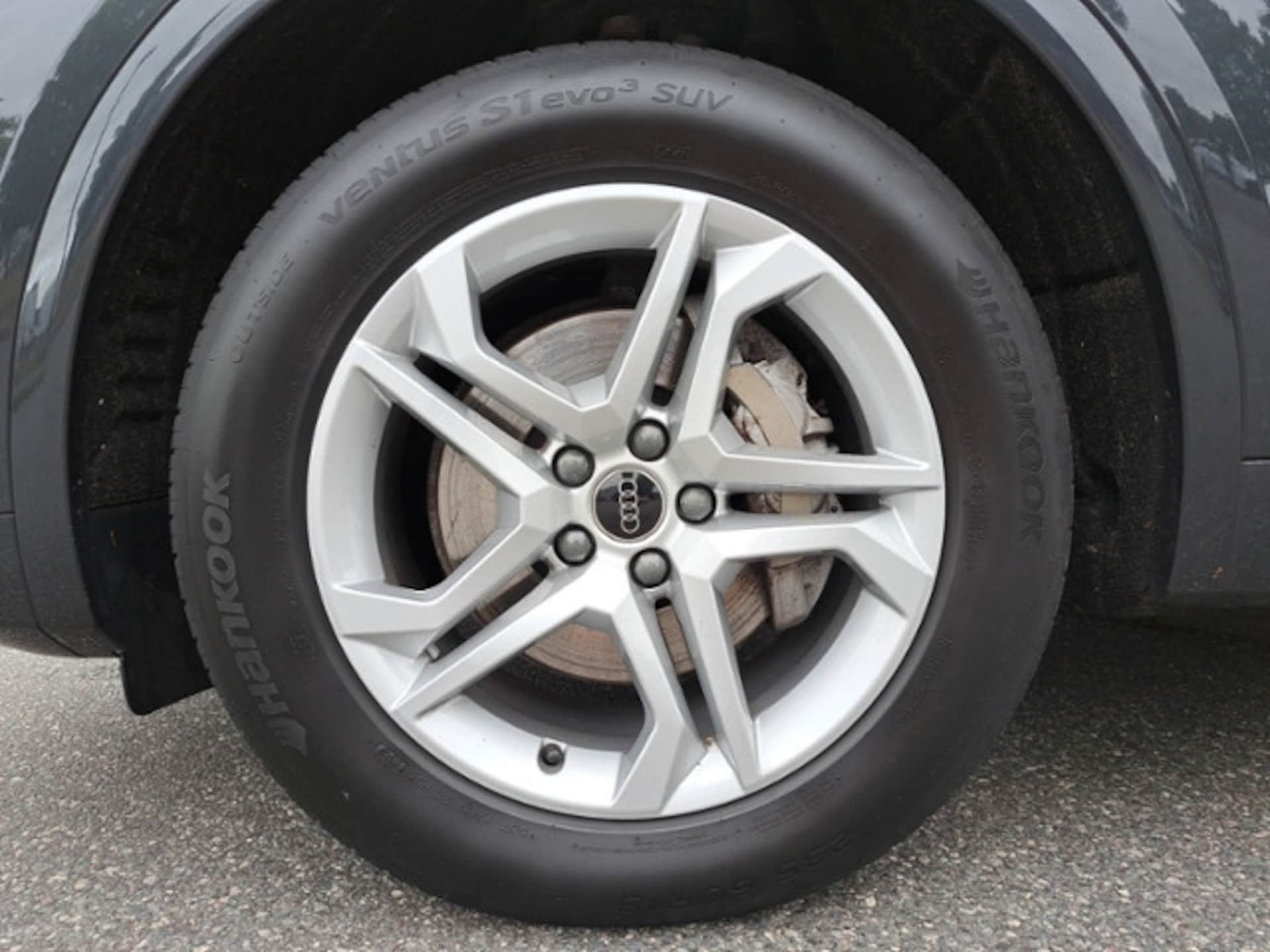 Audi Q5 SUV Advanced