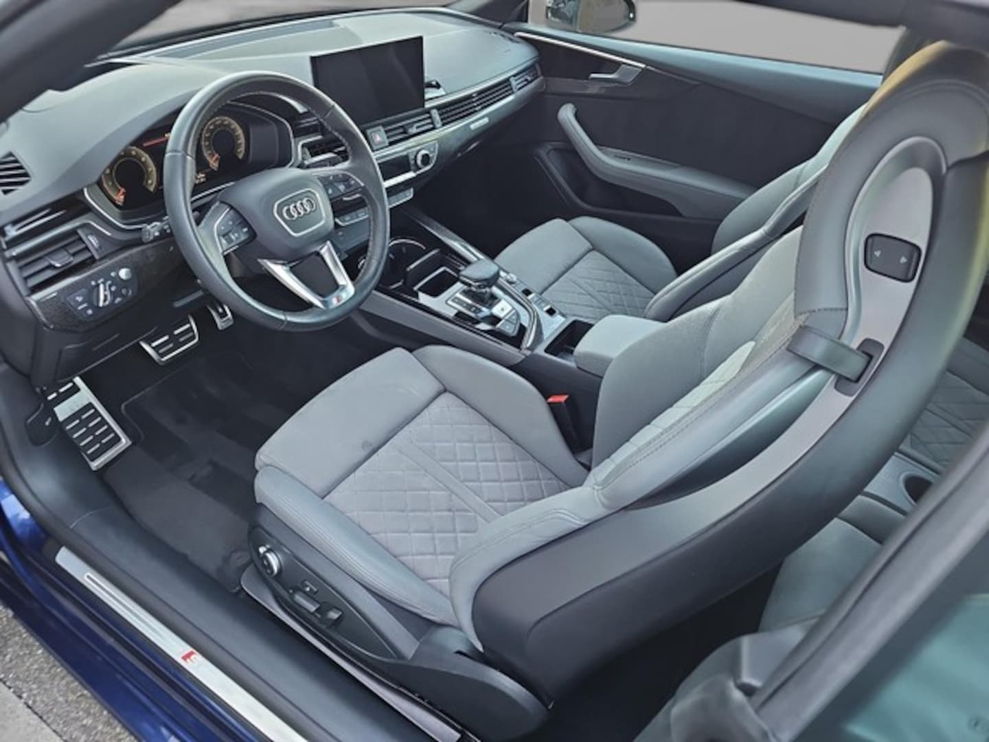 Bild über Audi S5 Cabriolet TFSI quattro tiptronic - für weitere Informationen kontaktieren Sie den Audi Partner
