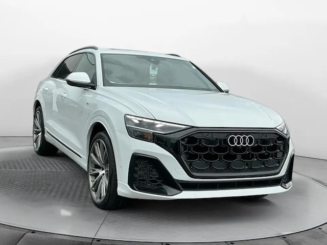 2026 Audi Q8