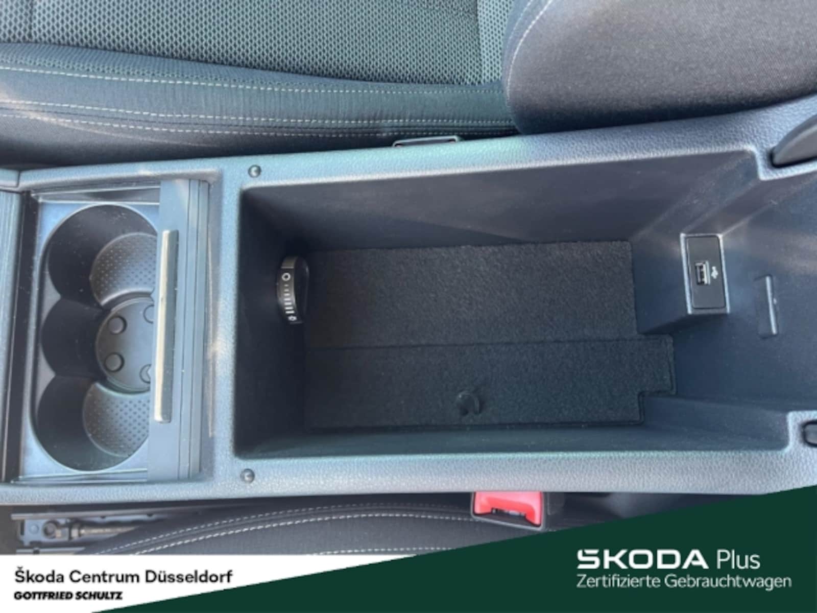 Škoda Superb Combi – Bild 26