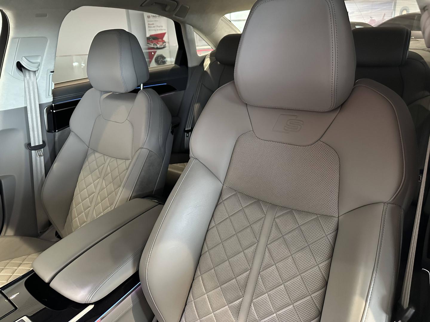 Image about Audi A8 L TFSI e Avus Extended 60 TFSI e quattro 330 kW (449 ch) tiptronic