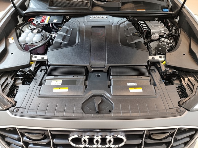 Audi Q8 45 TDI quattro Premium 170 231 kW hp tiptronic 6