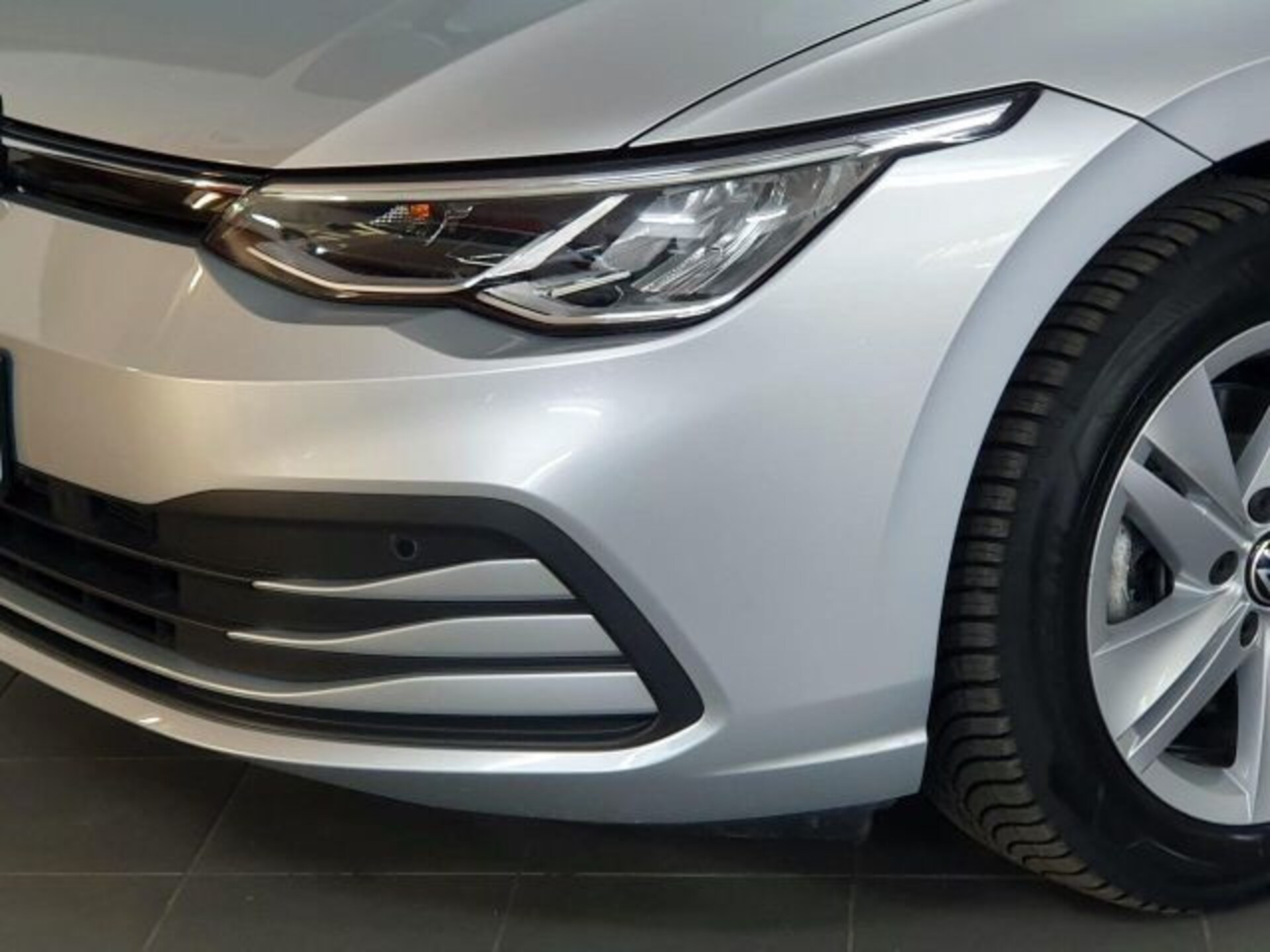 Volkswagen Golf Variant Life