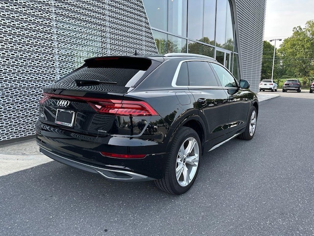 2023 Audi Q8