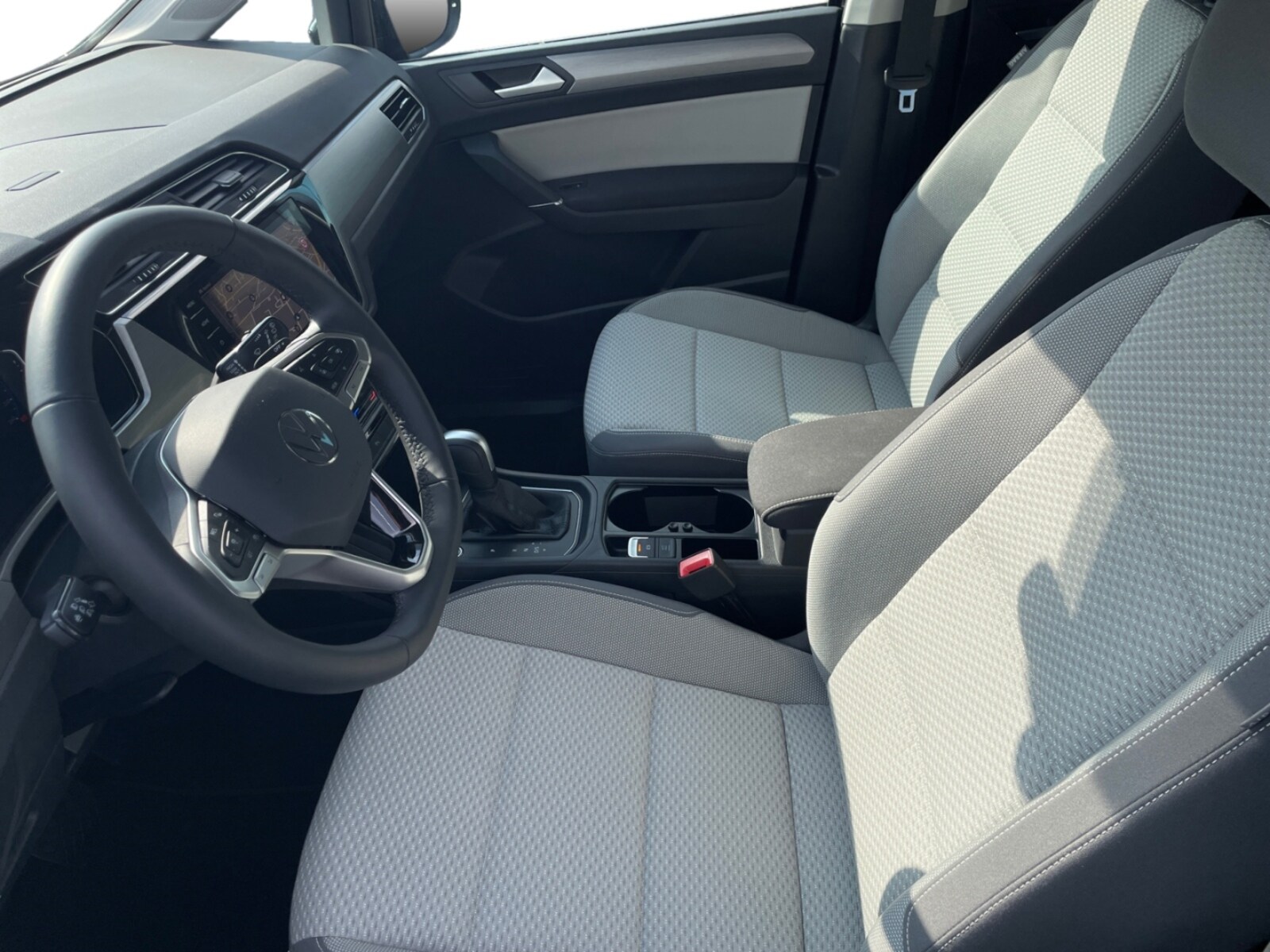 Volkswagen Touran – Bild 9