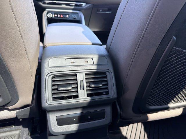 2025 Audi Q5 Premium - Photo 14