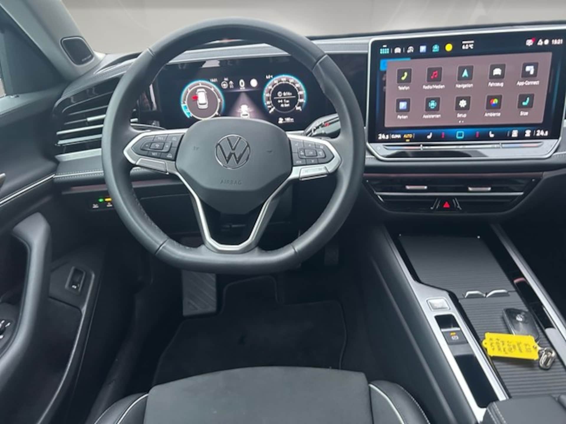 Volkswagen Passat Elegance