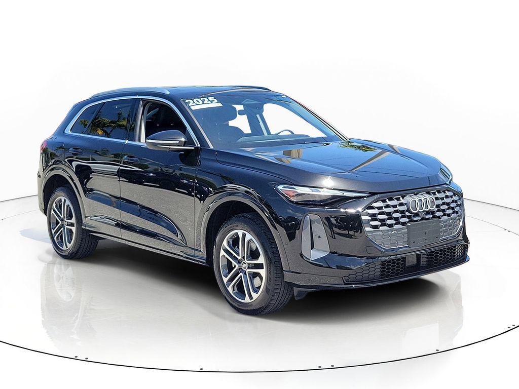 2025 Audi Q5 Premium quattro's photo
