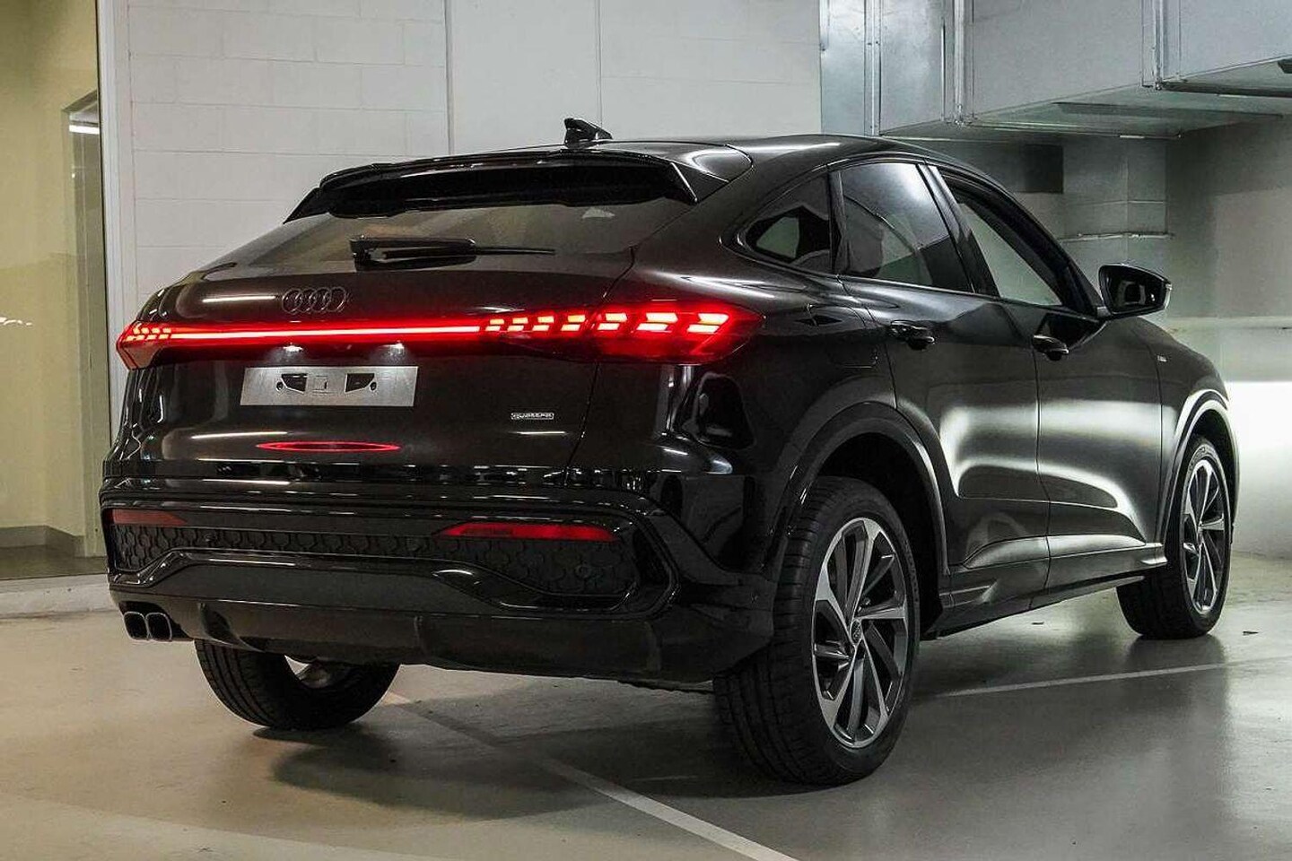 Image about Audi Q5 Sportback TDI quattro 150 kW