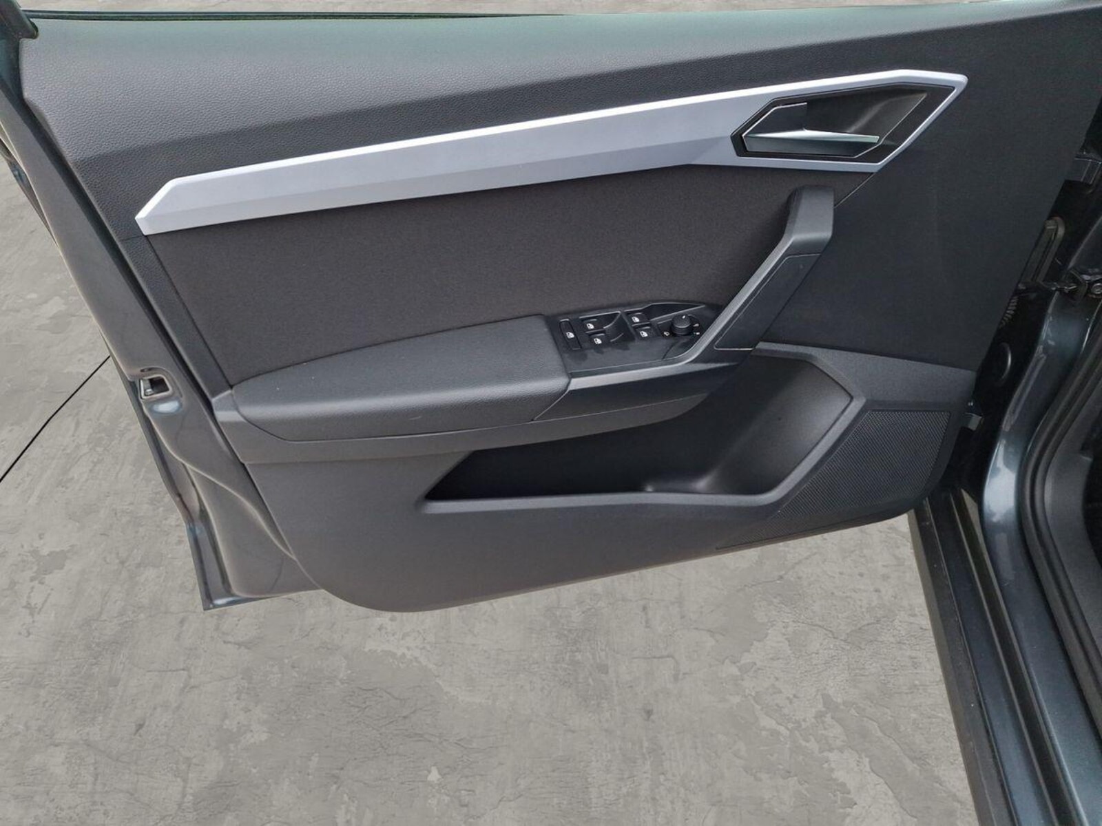 SEAT Arona – Bild 8