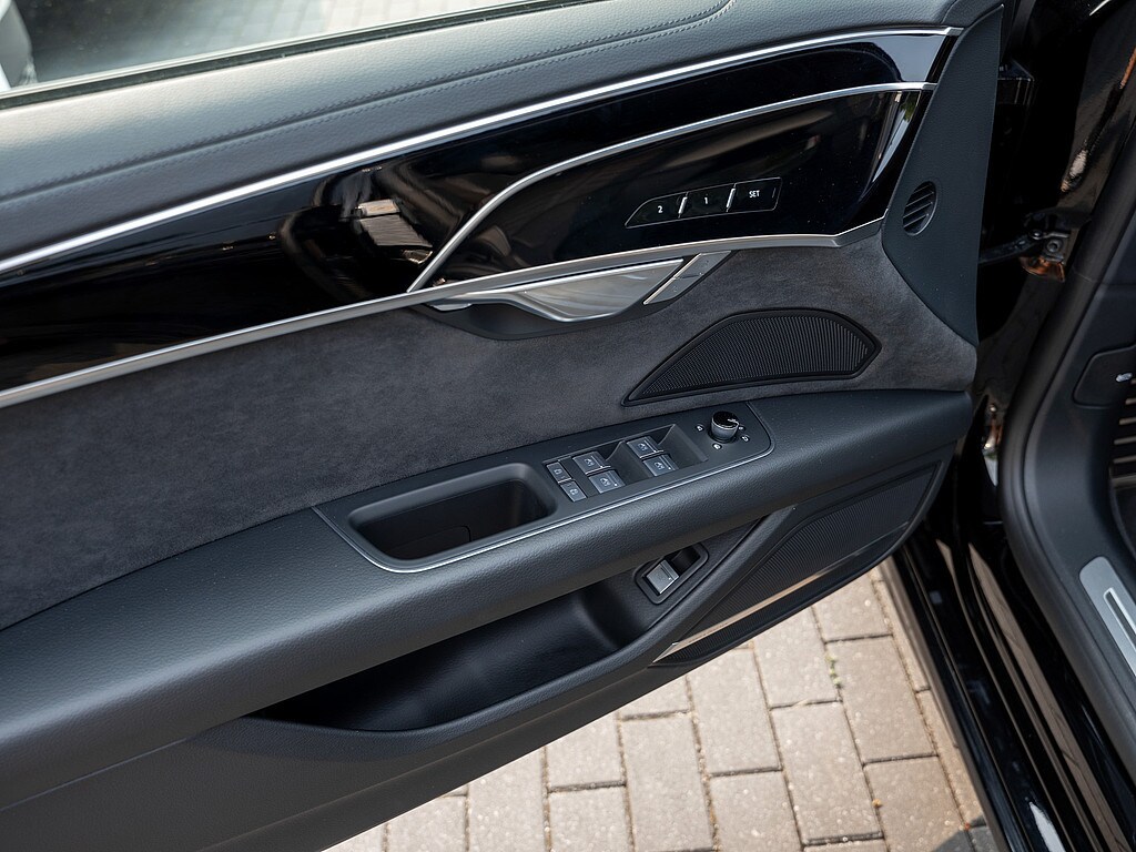 Image about Audi A8 50 TDI quattro tiptronic