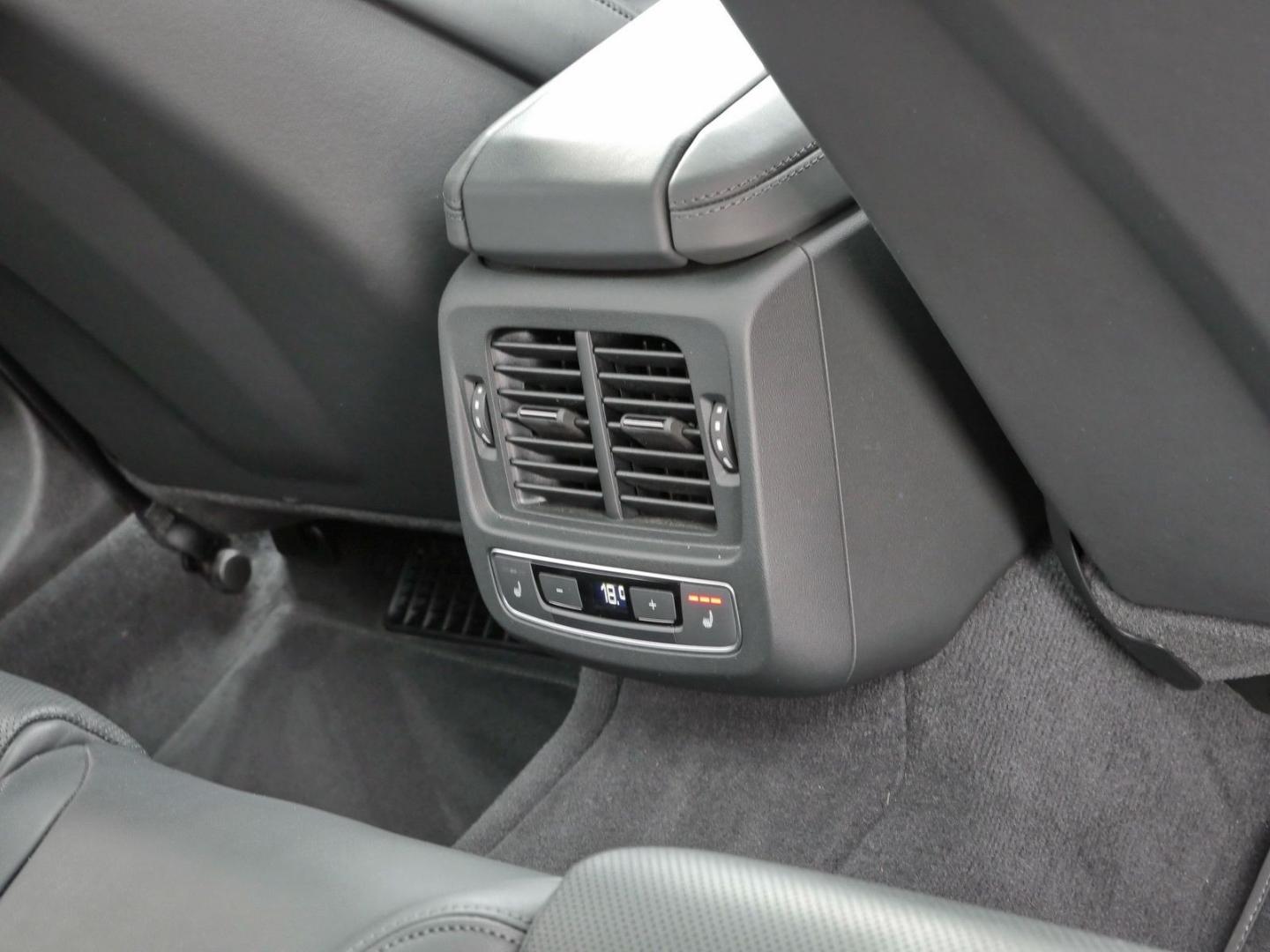 Image about Audi e-tron GT e-tron quattro