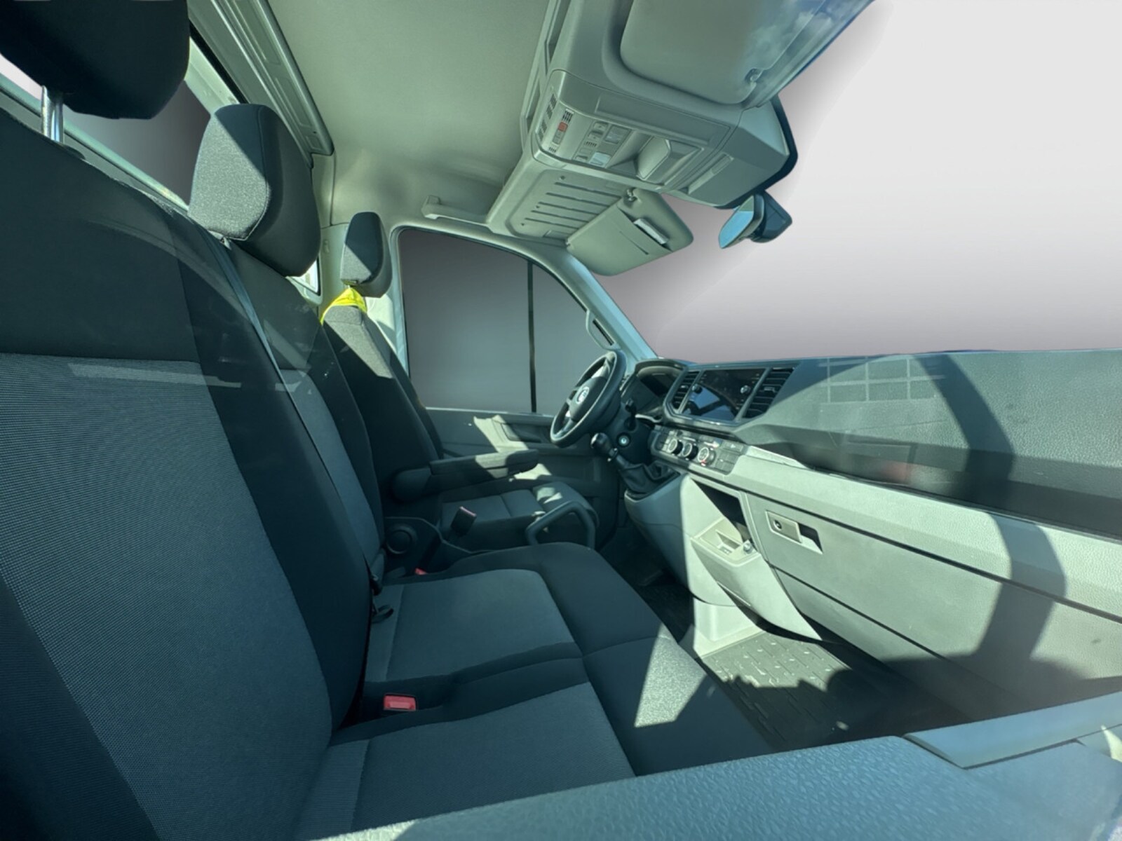 Volkswagen Crafter Einzelkabine langer Radstand – Bild 10