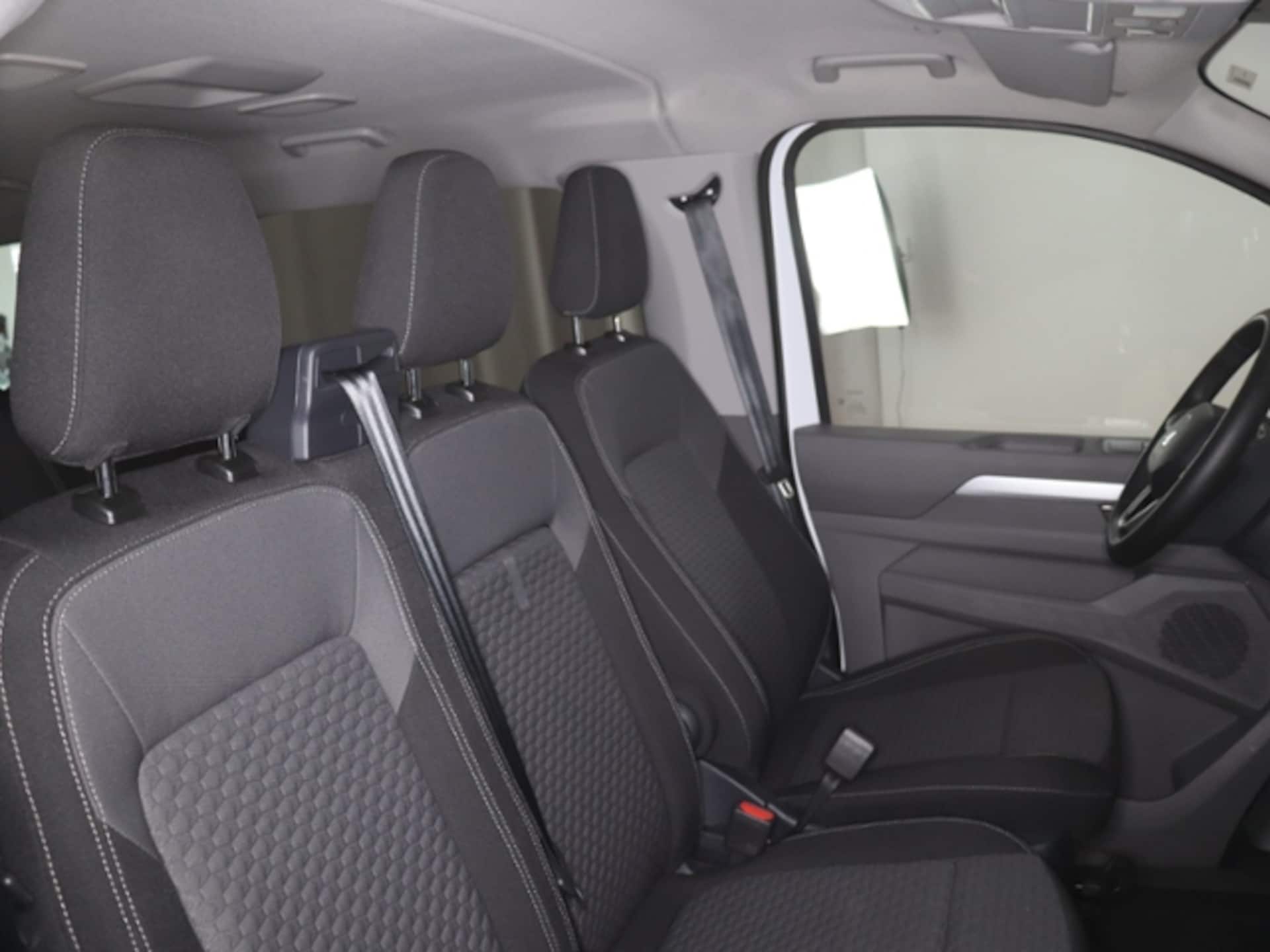 Volkswagen Caravelle Life