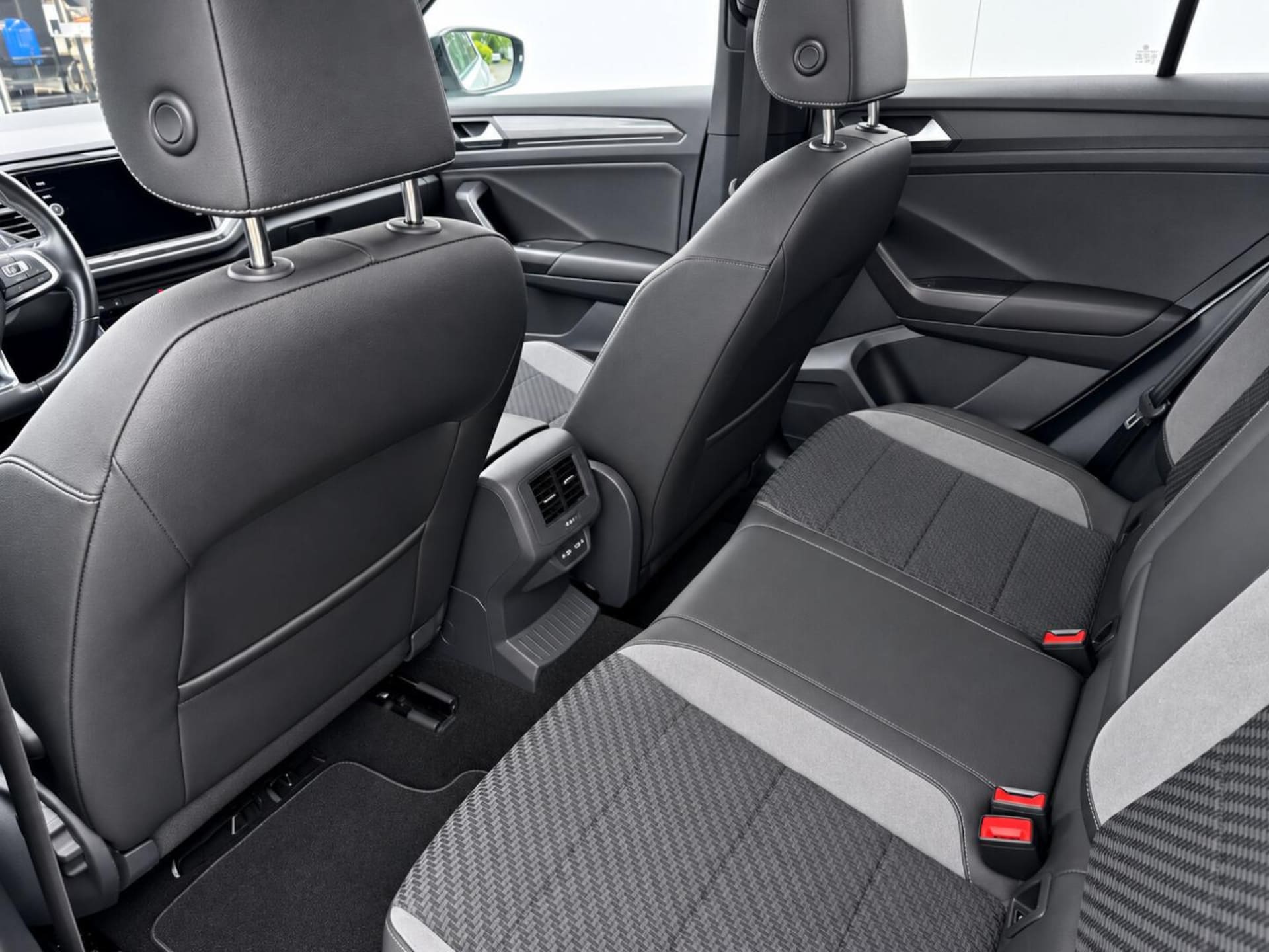 Volkswagen T-Roc Sport