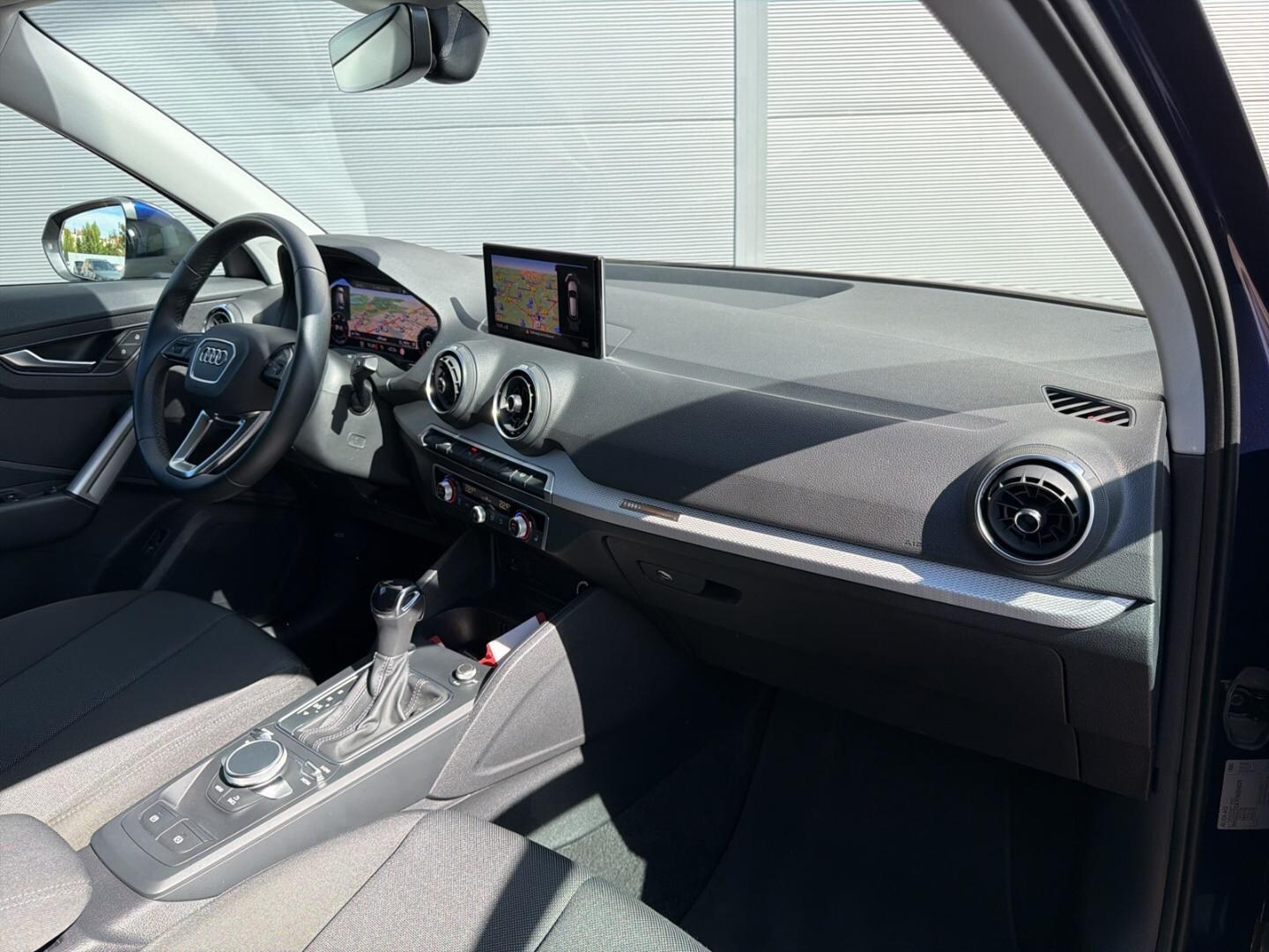 Bild über Audi Q2 S line 30 TDI S tronic - für weitere Informationen kontaktieren Sie den Audi Partner