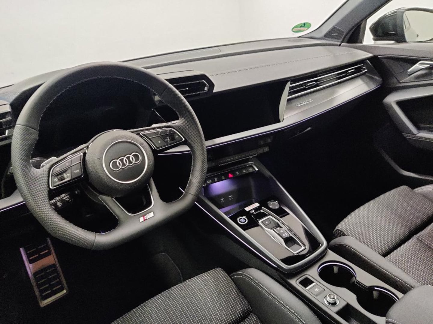 Bild über Audi A3 allstreet TFSI quattro 150 kW S tronic - für weitere Informationen kontaktieren Sie den Audi Partner