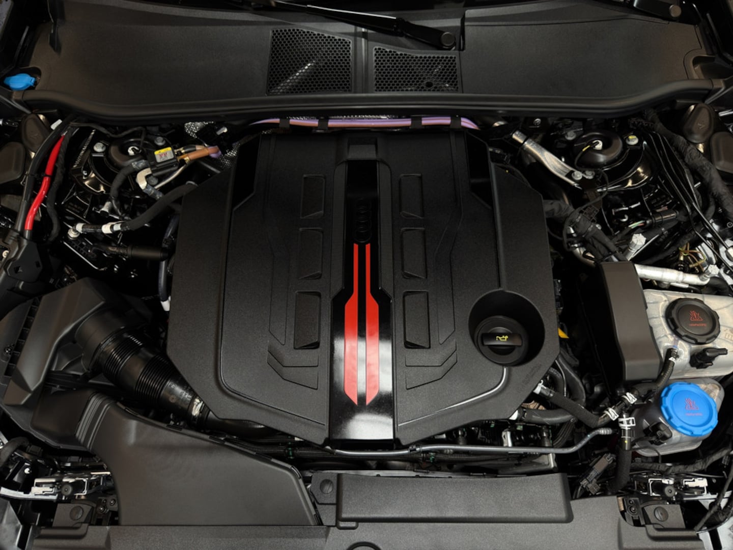 Bild über Audi S5 Limousine TFSI 270 kW S tronic - für weitere Informationen kontaktieren Sie den Audi Partner