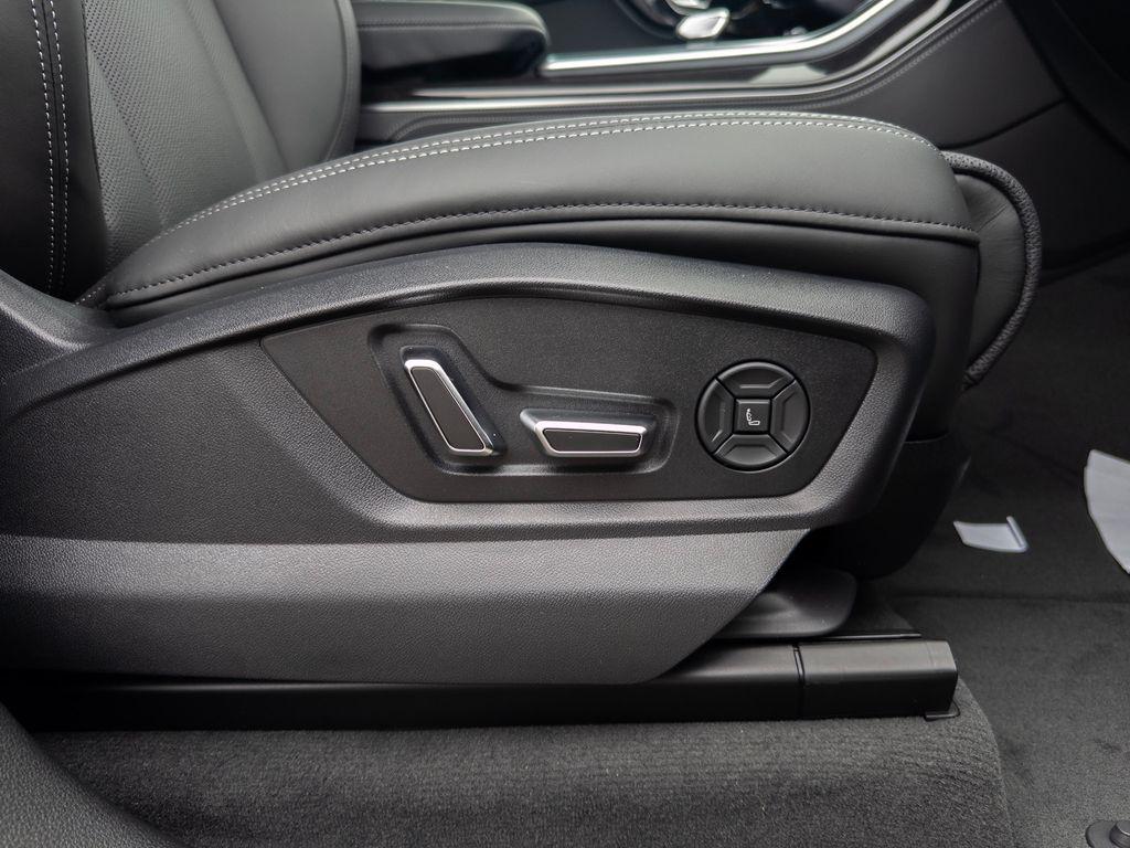 2026 Audi Q8 Prestige - Photo 25