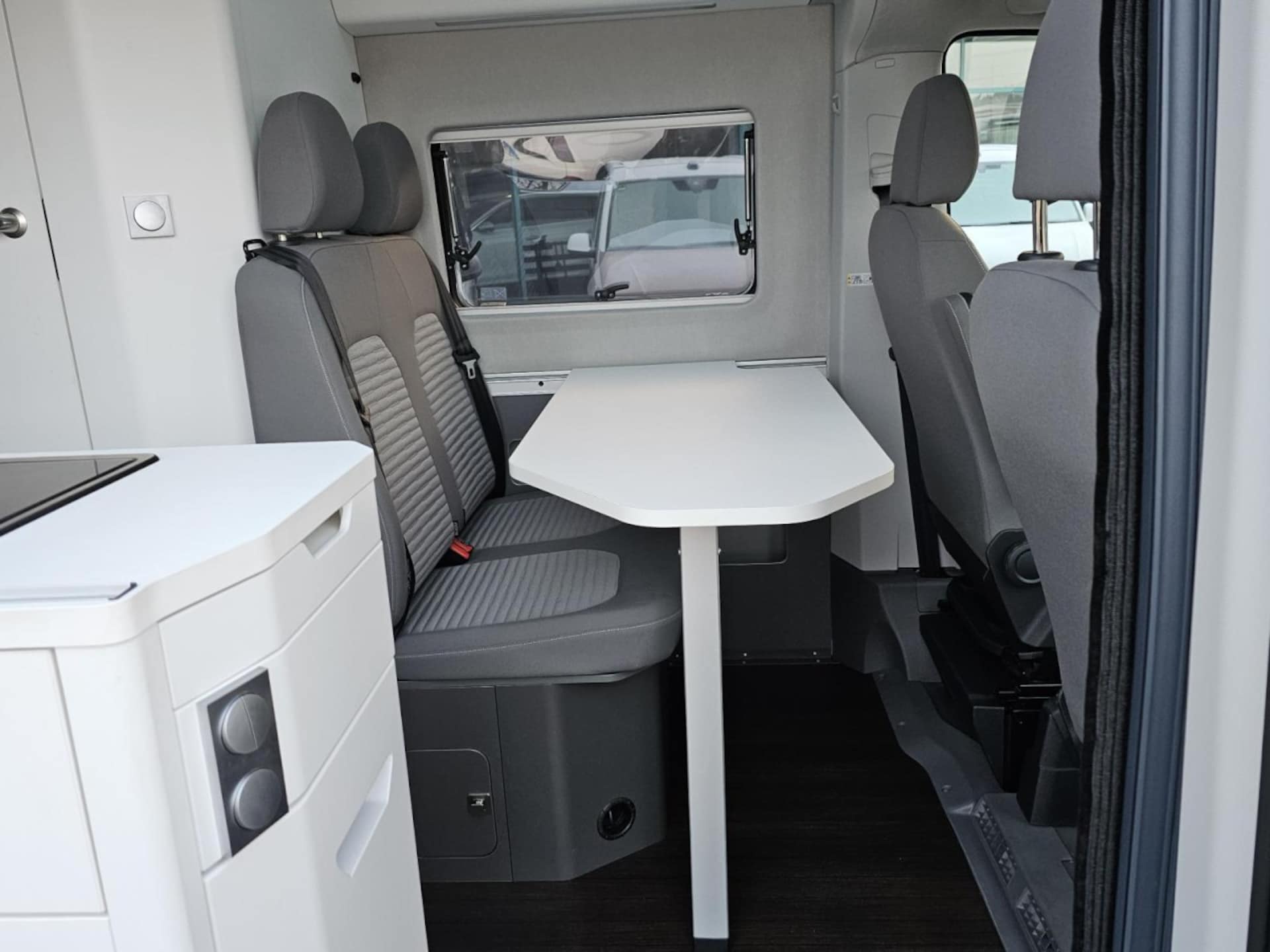 Volkswagen Grand California 680