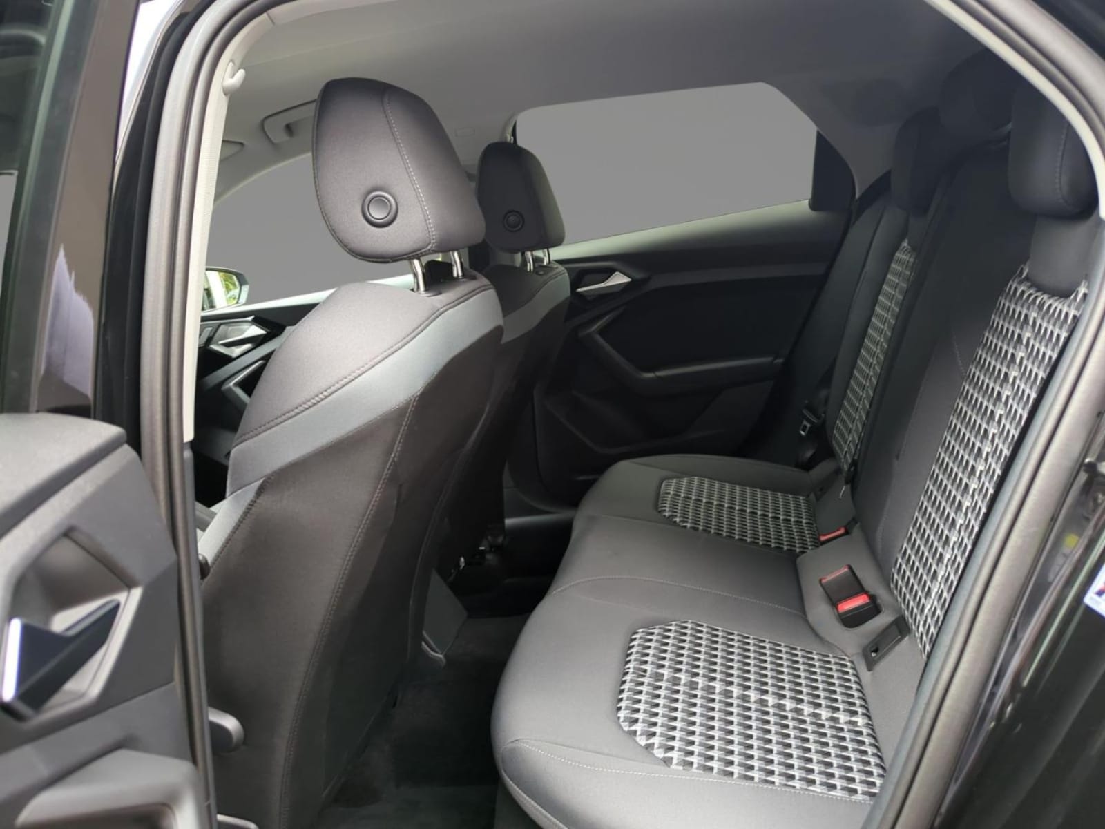 Audi A1 allstreet – Bild 8