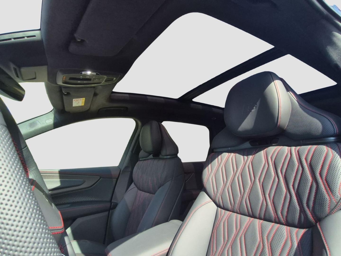 Bild über Audi Q7 SUV TDI quattro 220 kW tiptronic - für weitere Informationen kontaktieren Sie den Audi Partner