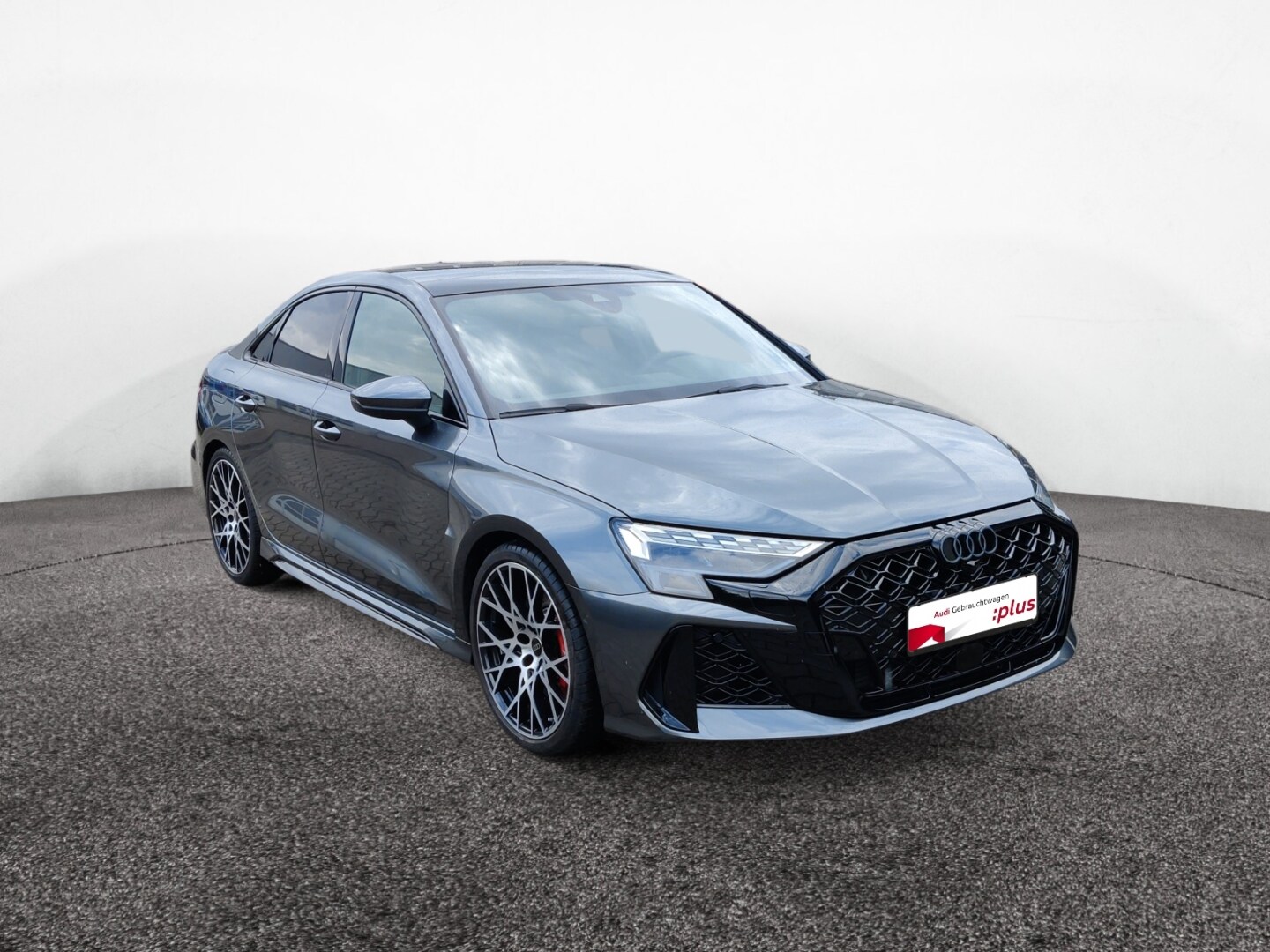 Image about Audi RS 3 Limousine TFSI quattro S tronic