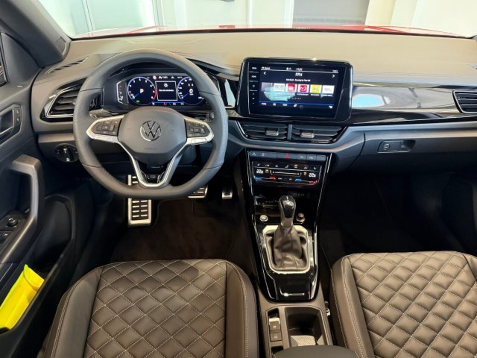 Volkswagen T-Roc Cabriolet – Bild 10