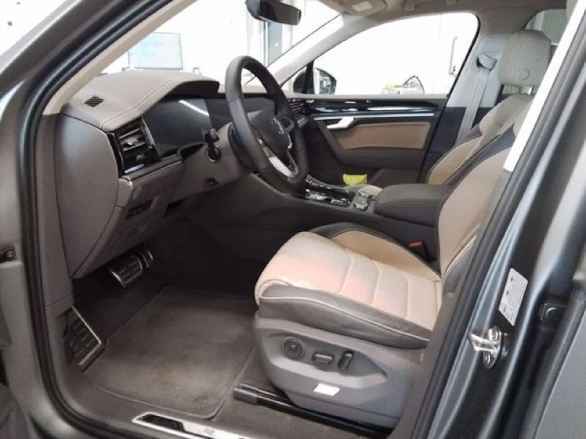 Volkswagen Touareg R-Line