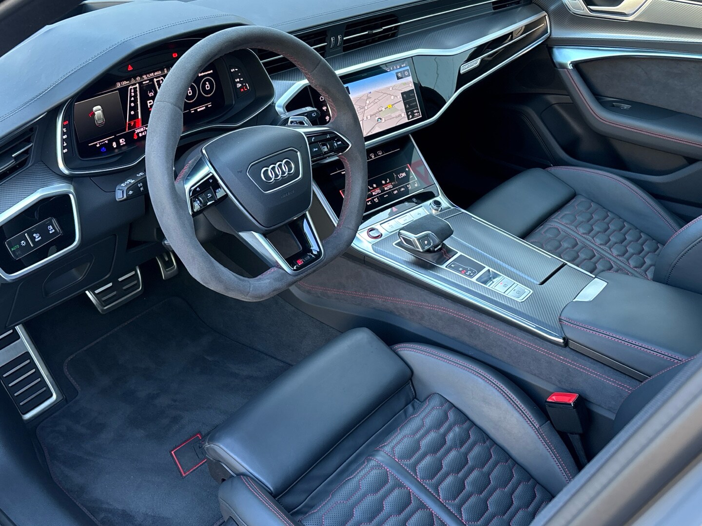 Image about Audi RS 6 Avant RS 6 Avant 441(600) kW(PS) tiptronic