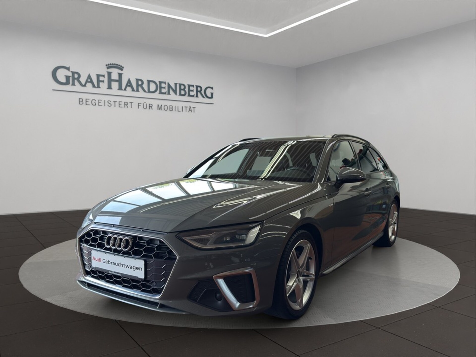 Audi A4 Avant S line