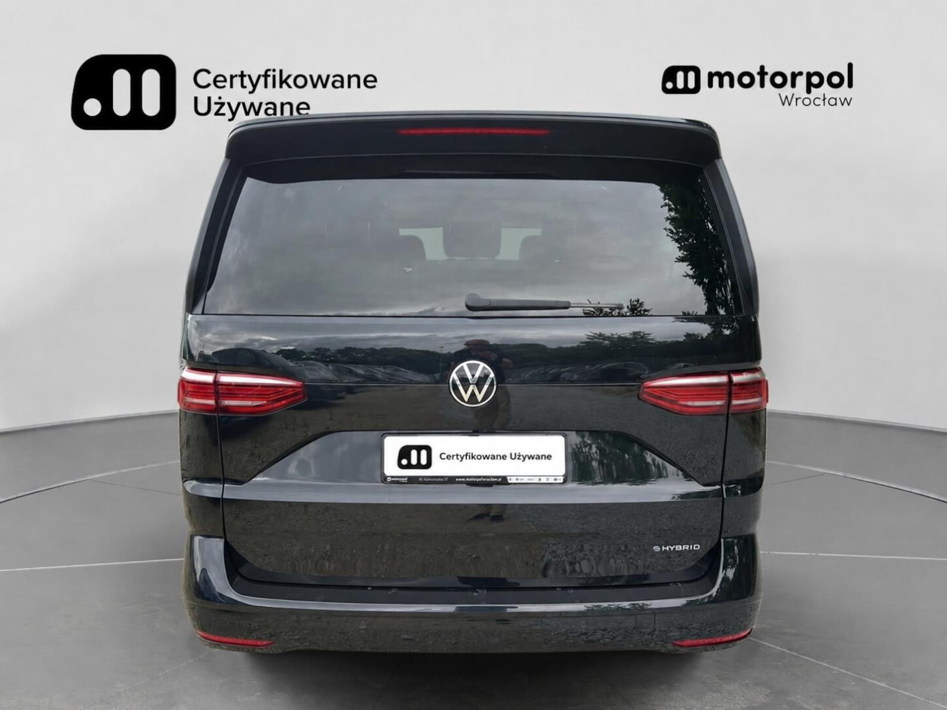Volkswagen Multivan długi rozstaw osi Life